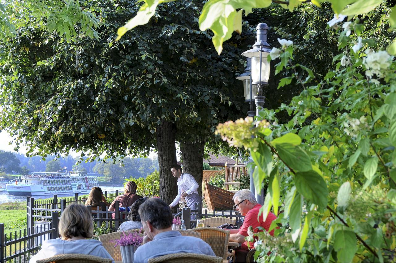 Отель Elbterrasse Wachwitz Дрезден Экстерьер фото